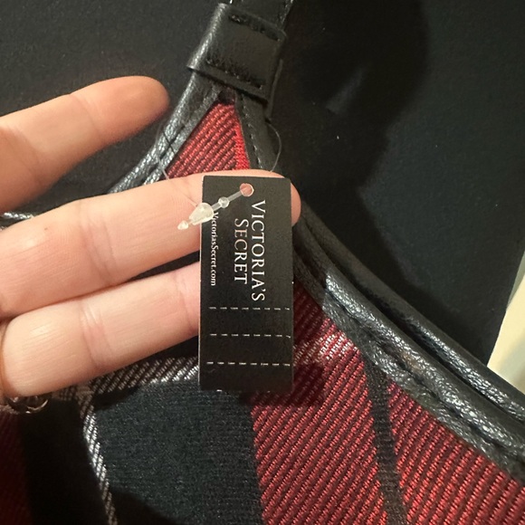 NWT Victoria's Secret Black and Red Checkered Tote - Picture 3 of 5